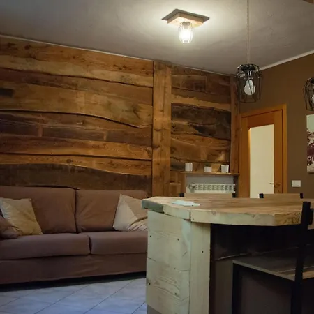 Apartment Typical In Valtellina